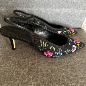 WHBM New Black Floral Embroidered Slingback Shoe Size 9.5